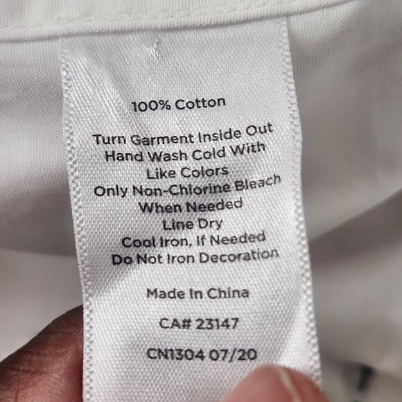 Talbots Embellished Holly Berry Button Front Shirt Womens Large White Beaded Top - Picture 9 of 12